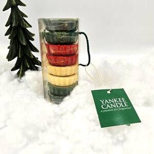 YANKEE CANDLE WAX POTPOURRI TARTS - LOT OF 8, SEALED, CHRISTMAS SCENTS